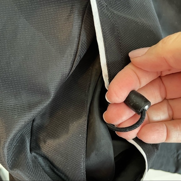 adidas Black and White 3 Stripes Windbreaker Track Jacket with Hidden Hood. S - Picture 9 of 11